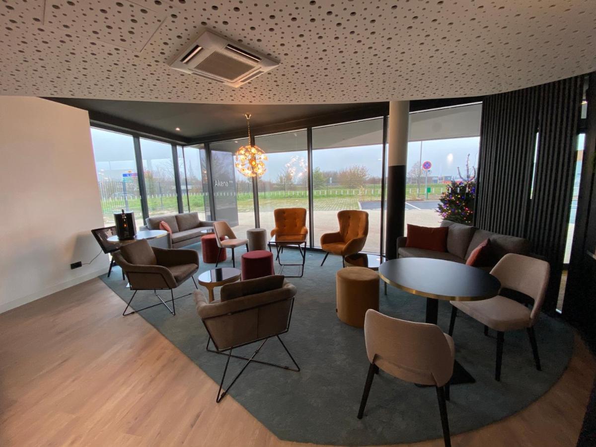 Hotel Akena Troyes - La Chapelle St-Luc Les Noes-pres-Troyes Zewnętrze zdjęcie