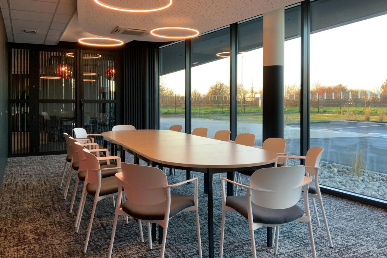 Hotel Akena Troyes - La Chapelle St-Luc Les Noes-pres-Troyes Zewnętrze zdjęcie