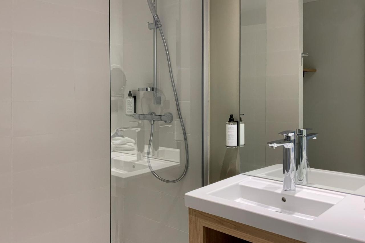Hotel Akena Troyes - La Chapelle St-Luc Les Noes-pres-Troyes Zewnętrze zdjęcie