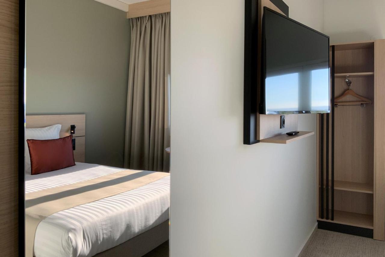 Hotel Akena Troyes - La Chapelle St-Luc Les Noes-pres-Troyes Zewnętrze zdjęcie